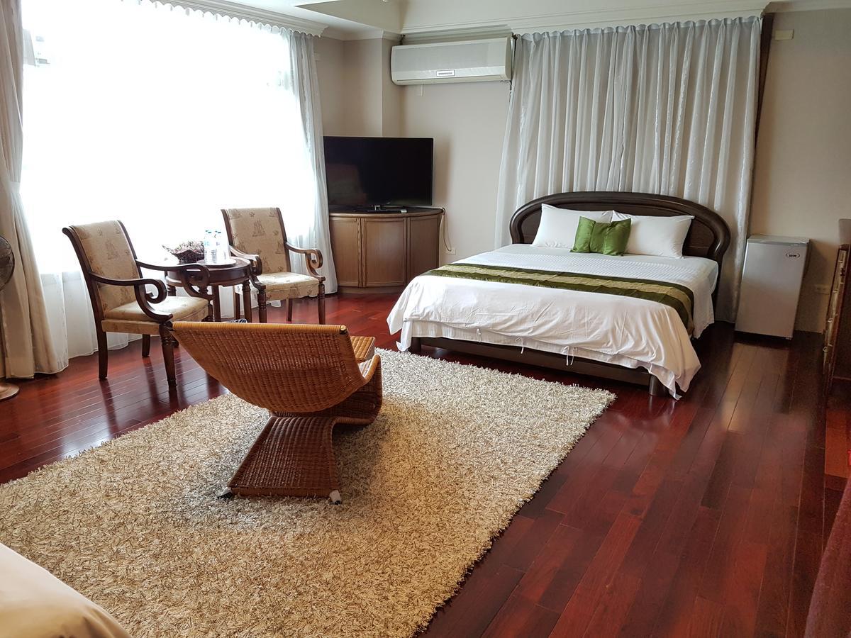 Emaly Homestay Taitung ภายนอก รูปภาพ