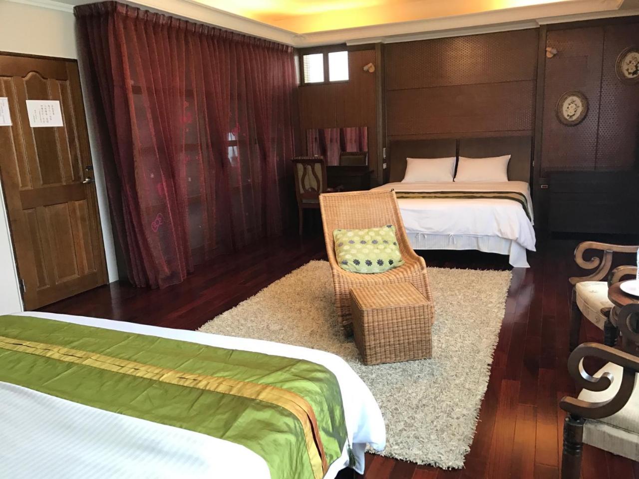 Emaly Homestay Taitung ภายนอก รูปภาพ