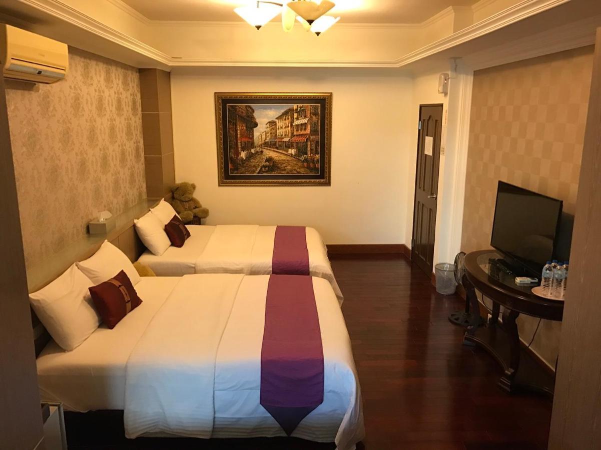 Emaly Homestay Taitung ภายนอก รูปภาพ